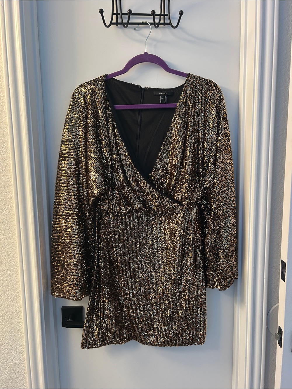 Sequin V-Neck Long Sleeve Gold Mini Dress Forever 21 size M